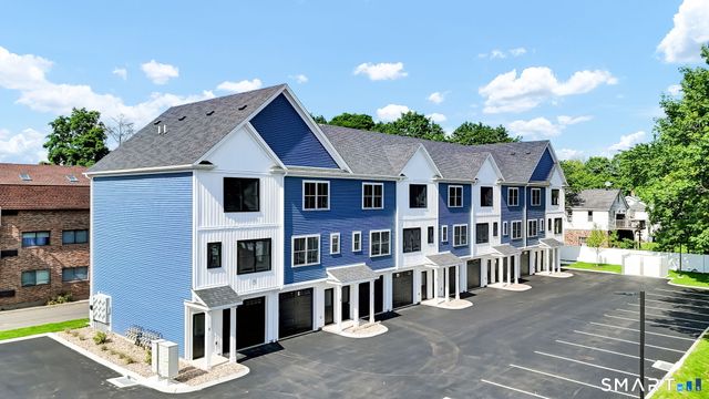 70 Whiting Street Apt A, Plainville, CT 06062