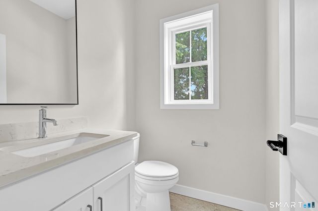 70 Whiting Street Apt A, Plainville, CT 06062