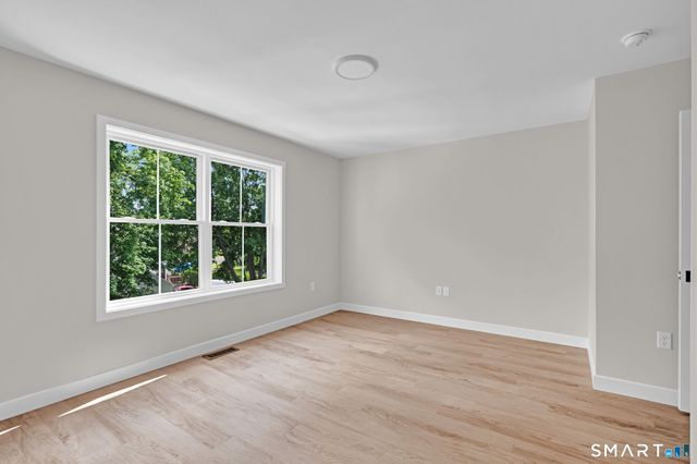 70 Whiting Street Apt A, Plainville, CT 06062