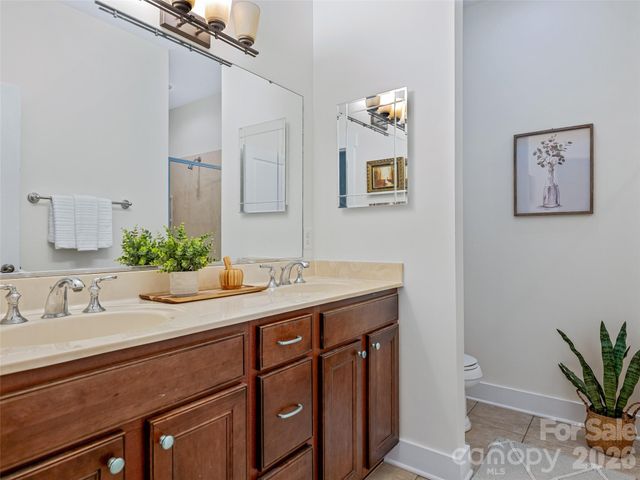 1 Craftsman Circle, Asheville, NC 28805