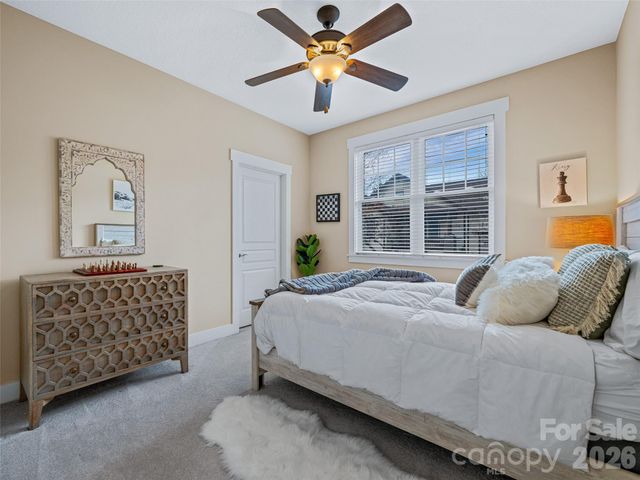 1 Craftsman Circle, Asheville, NC 28805