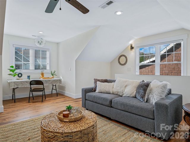 1 Craftsman Circle, Asheville, NC 28805