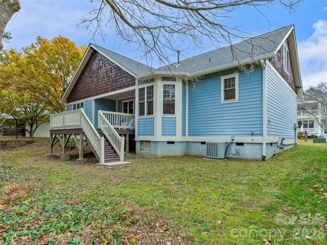 1 Craftsman Circle, Asheville, NC 28805