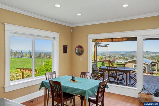 14437 Evans Valley Rd NE, Silverton, OR 97381
