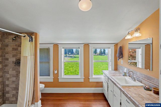 14437 Evans Valley Rd NE, Silverton, OR 97381