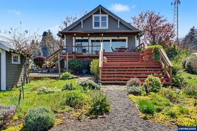 14437 Evans Valley Rd NE, Silverton, OR 97381