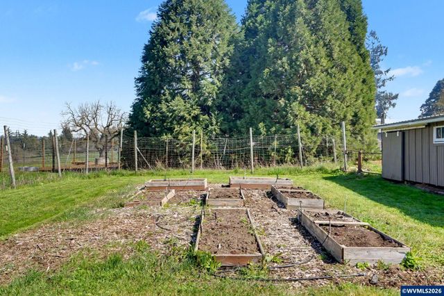 14437 Evans Valley Rd NE, Silverton, OR 97381