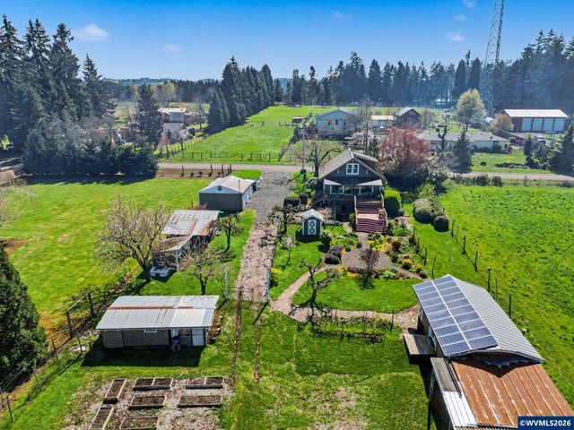 14437 Evans Valley Rd NE, Silverton, OR 97381