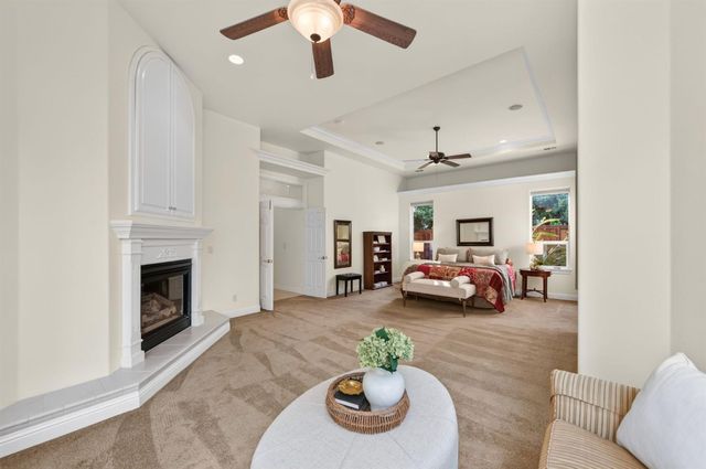 3386 E Via Monte Verdi Avenue, Clovis, CA 93619