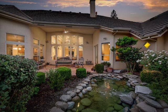3386 E Via Monte Verdi Avenue, Clovis, CA 93619