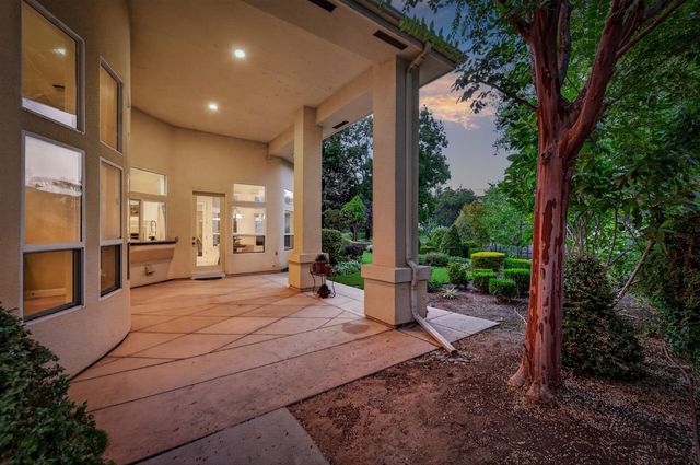 3386 E Via Monte Verdi Avenue, Clovis, CA 93619