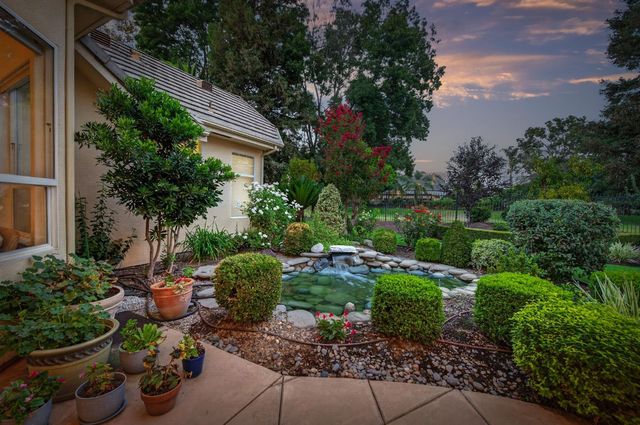 3386 E Via Monte Verdi Avenue, Clovis, CA 93619