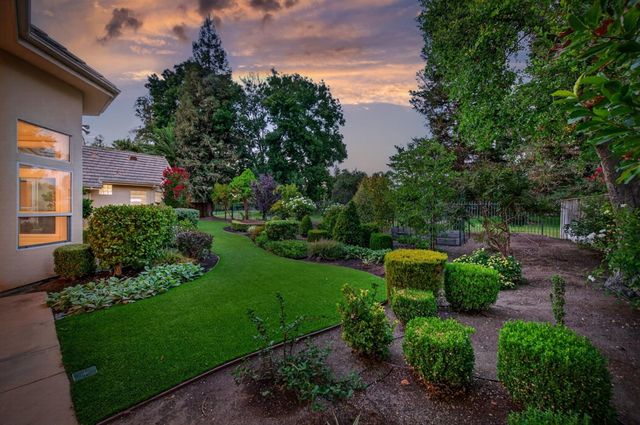 3386 E Via Monte Verdi Avenue, Clovis, CA 93619