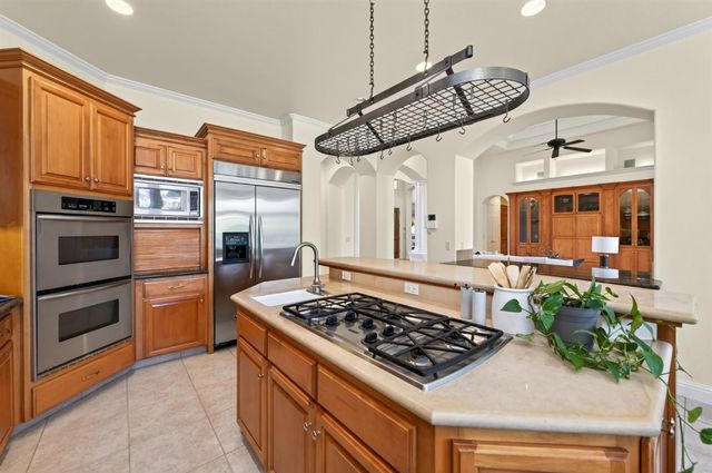 3386 E Via Monte Verdi Avenue, Clovis, CA 93619