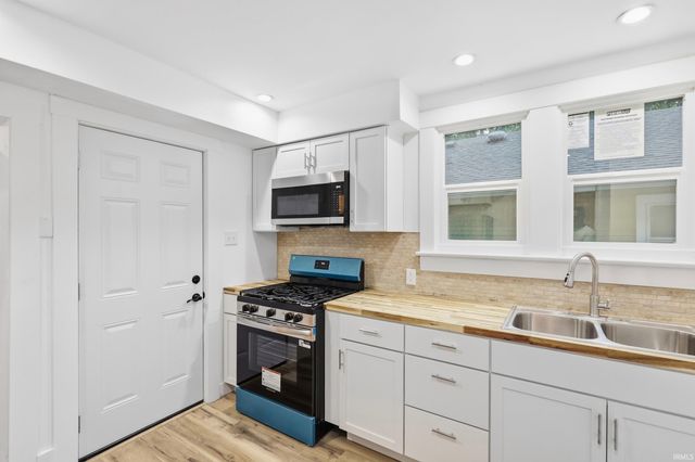 322 W Rudisill Boulevard, Fort Wayne, IN 46807