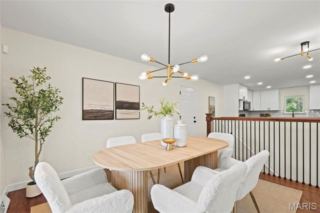 11967 Randy Drive, Creve Coeur, MO 63141