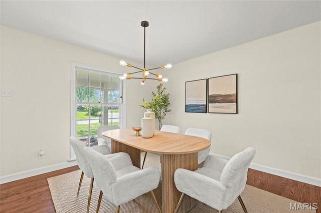 11967 Randy Drive, Creve Coeur, MO 63141