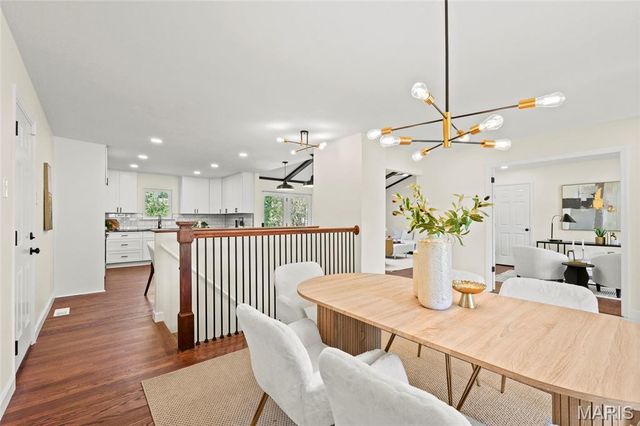 11967 Randy Drive, Creve Coeur, MO 63141
