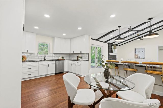 11967 Randy Drive, Creve Coeur, MO 63141