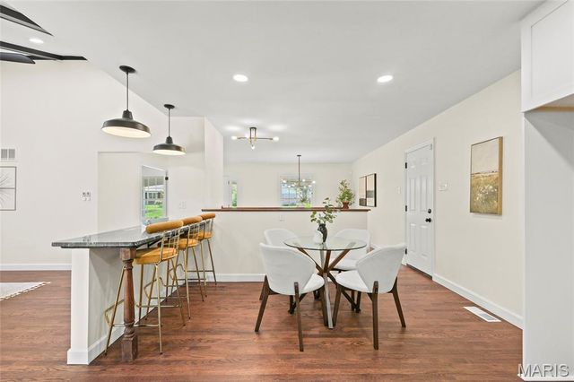 11967 Randy Drive, Creve Coeur, MO 63141