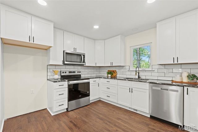 11967 Randy Drive, Creve Coeur, MO 63141