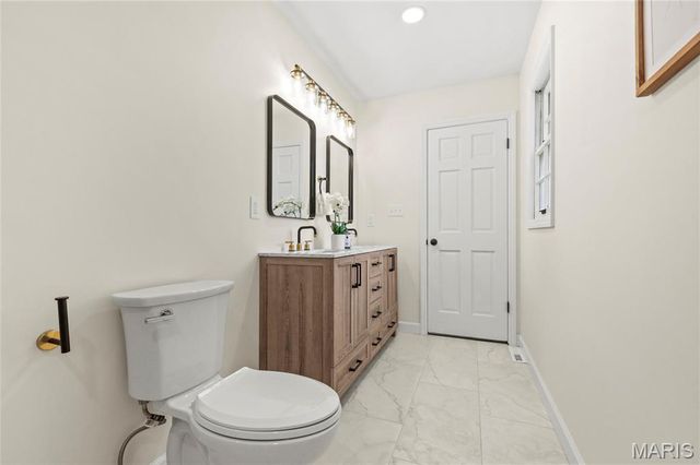 11967 Randy Drive, Creve Coeur, MO 63141