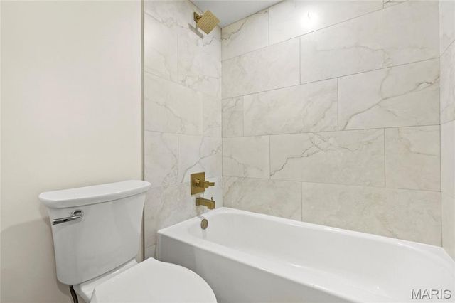 11967 Randy Drive, Creve Coeur, MO 63141