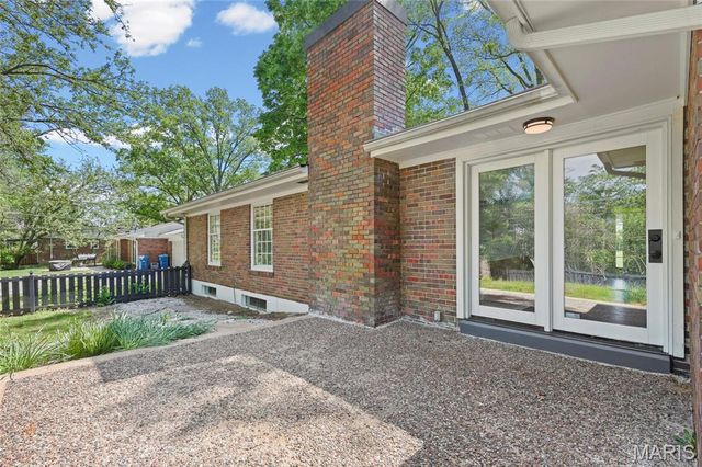 11967 Randy Drive, Creve Coeur, MO 63141