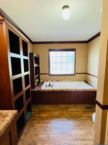 1273 Hermitage Dr, Jackson, LA 70748