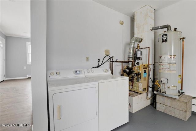 2 Van Gogh Street, Toms River, NJ 08757