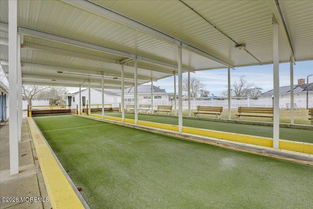 2 Van Gogh Street, Toms River, NJ 08757