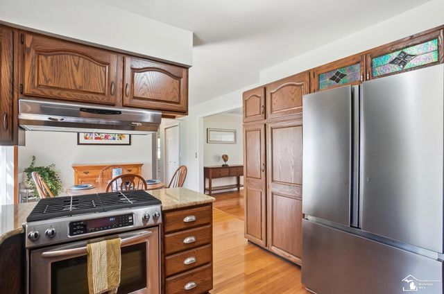 7792 S Huron River Drive, South Rockwood, MI 48179