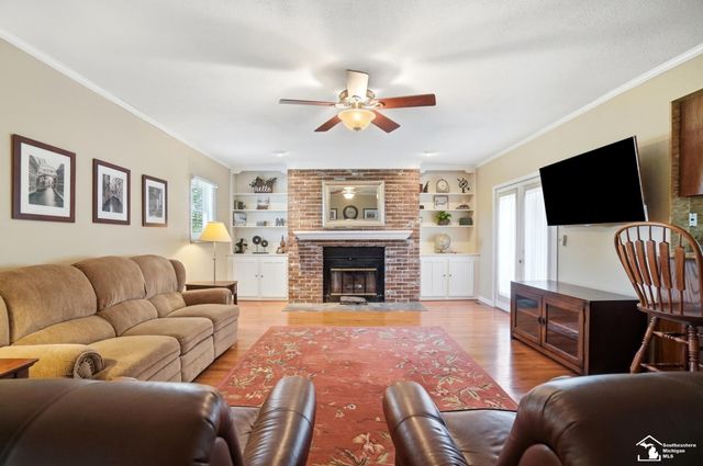 7792 S Huron River Drive, South Rockwood, MI 48179