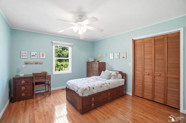7792 S Huron River Drive, South Rockwood, MI 48179