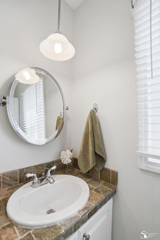 7792 S Huron River Drive, South Rockwood, MI 48179