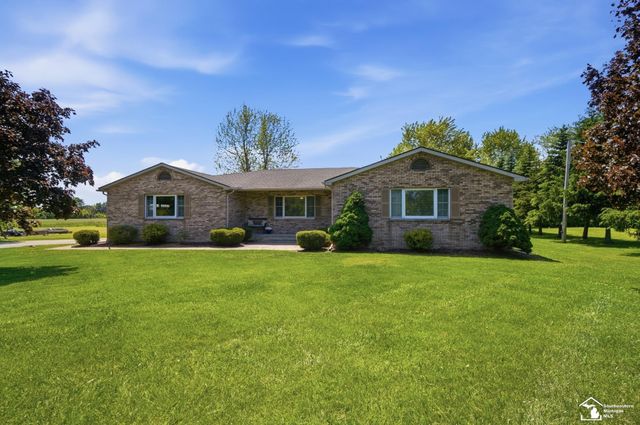 7792 S Huron River Drive, South Rockwood, MI 48179