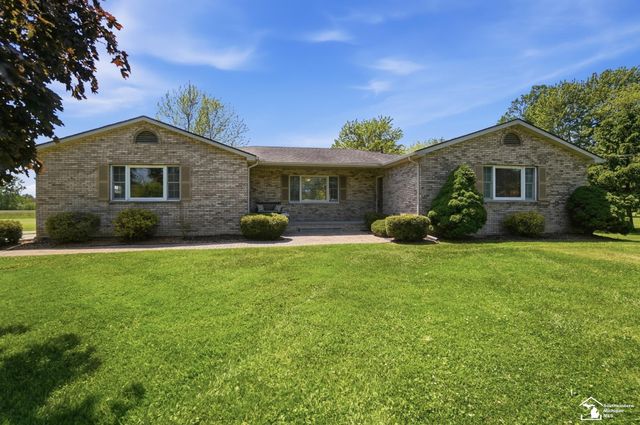 7792 S Huron River Drive, South Rockwood, MI 48179