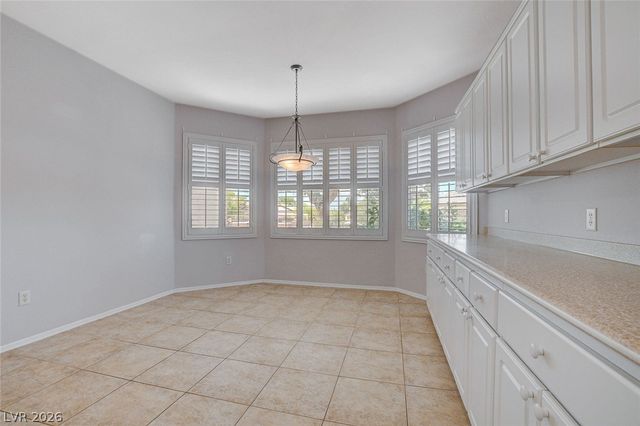 2521 Evansville Avenue, Henderson, NV 89052