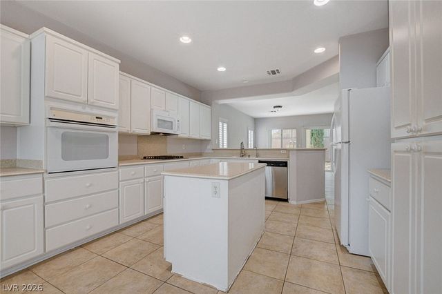 2521 Evansville Avenue, Henderson, NV 89052