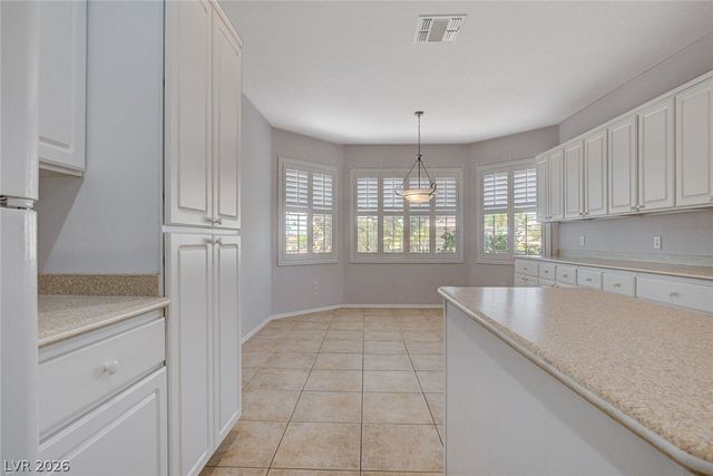2521 Evansville Avenue, Henderson, NV 89052