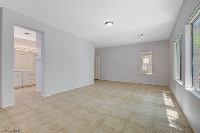 2521 Evansville Avenue, Henderson, NV 89052