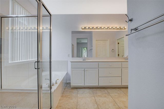 2521 Evansville Avenue, Henderson, NV 89052