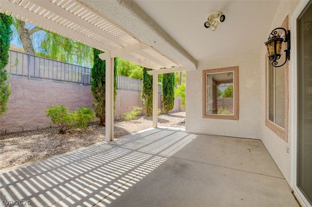 2521 Evansville Avenue, Henderson, NV 89052
