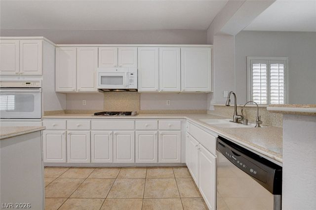 2521 Evansville Avenue, Henderson, NV 89052