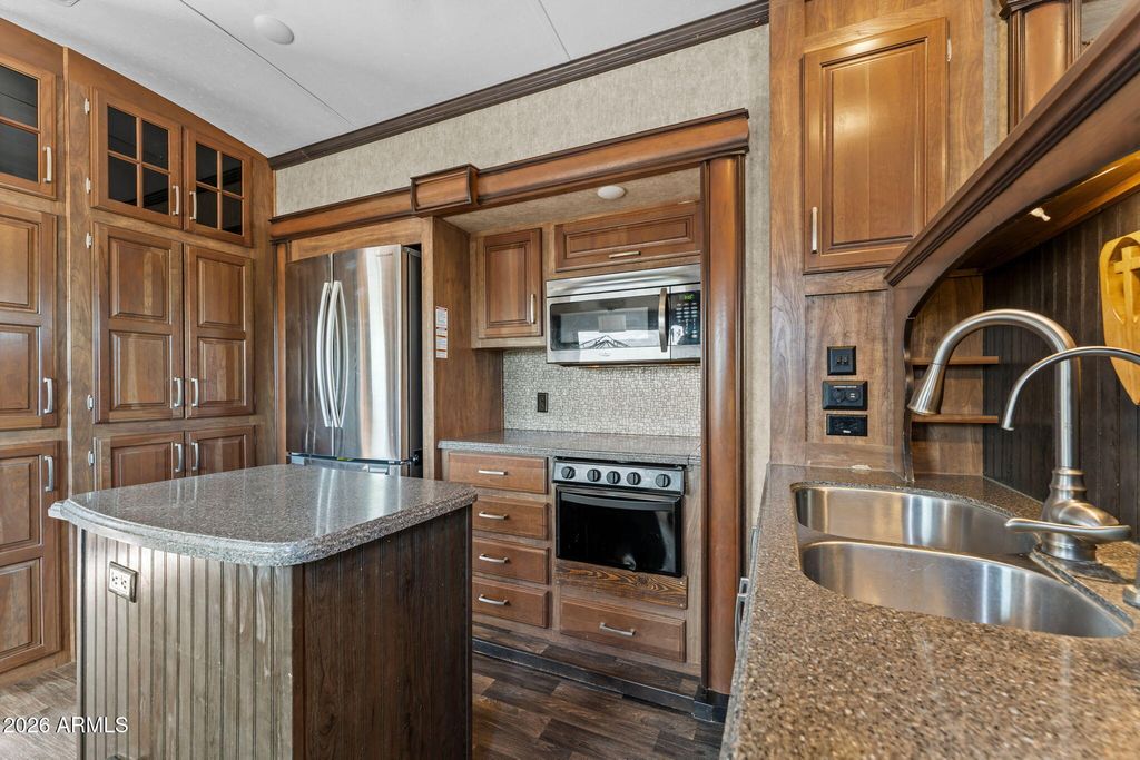 30770 S PIONEER PASS Road 393, Congress, AZ 85332 — photo 3
