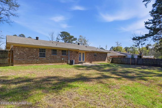 5749 Brownlee Drive, Jackson, MS 39206