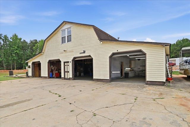 60 Lakeside Drive, Lyman, SC 29365