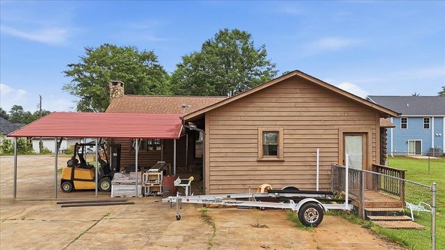 60 Lakeside Drive, Lyman, SC 29365