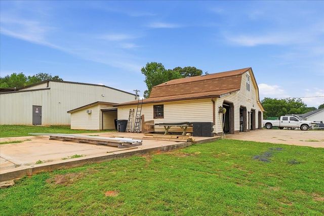 60 Lakeside Drive, Lyman, SC 29365