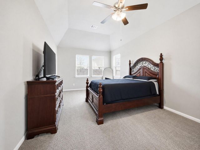 32323 Cedar Crest Drive, Waller, TX 77484